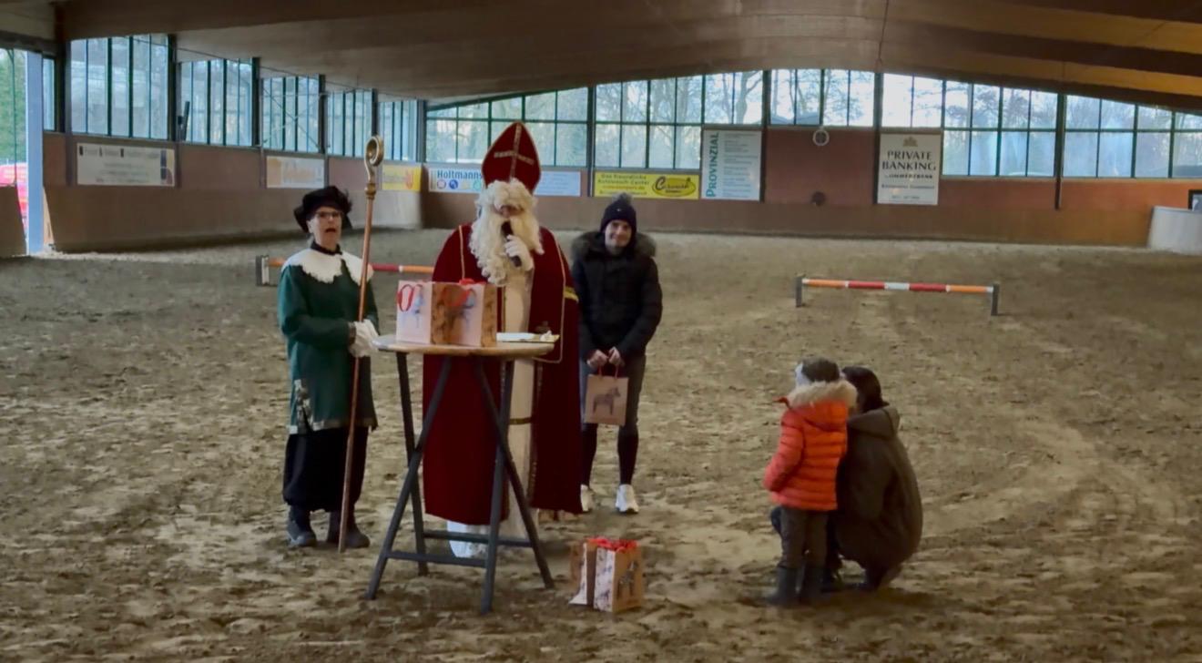 Stimmungsvolle Weihnachtsfeier beim RFV Lobberich
